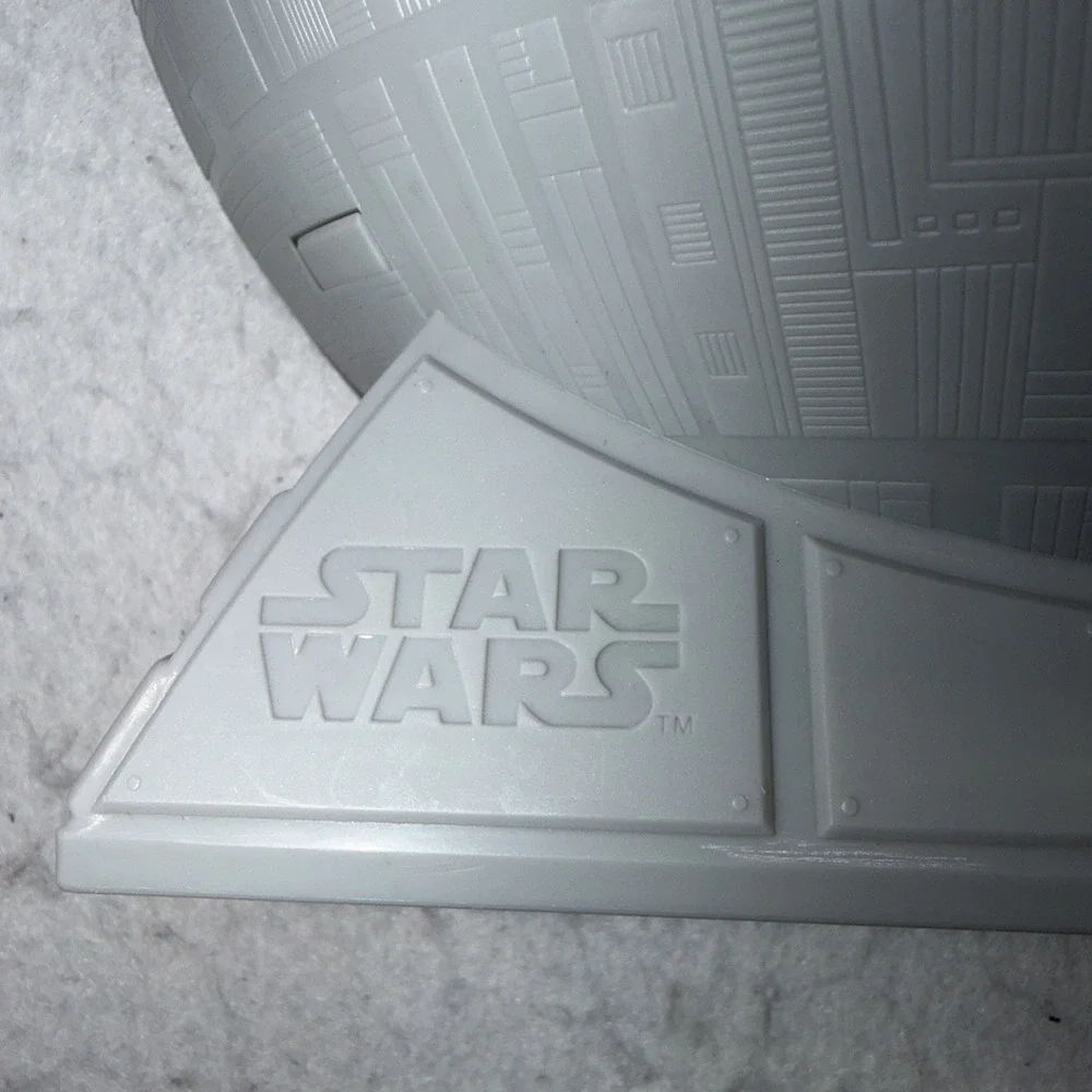 Hot Wheels Star Wars Death Star Collector's Car Carrying Case‎ with Handle EUC